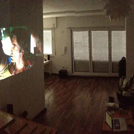 140m2 Floorcentral Loft 24hr Self Check-in Тирана