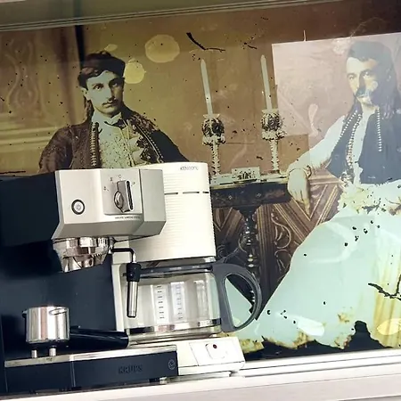 140m2 Floorcentral Loft 24hr Self Check-in Διαμέρισμα Τίρανα